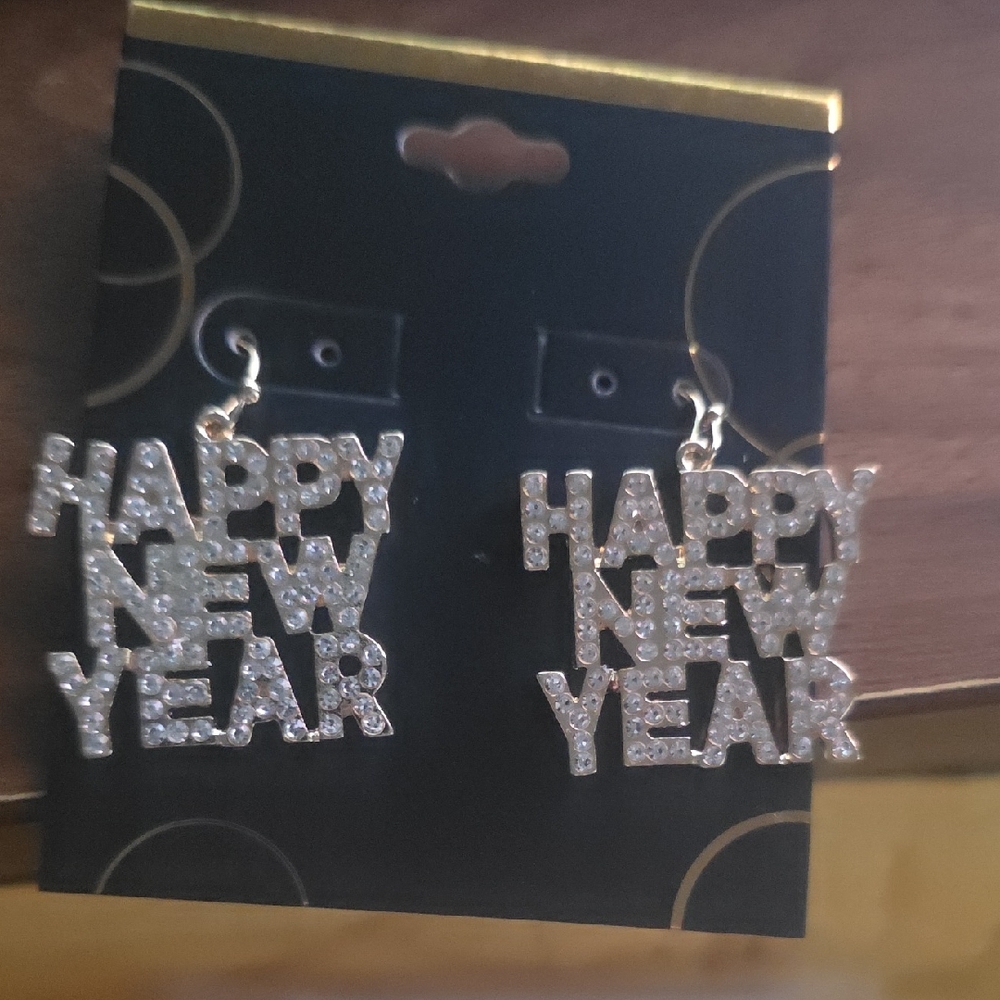 Kohl's Gold 'Happy New Year' Earrings